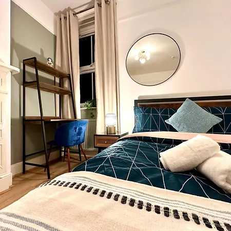 Delux Rooms Near City Centre London Exterior photo