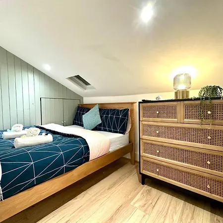 Delux Rooms Near City Centre London Exterior photo
