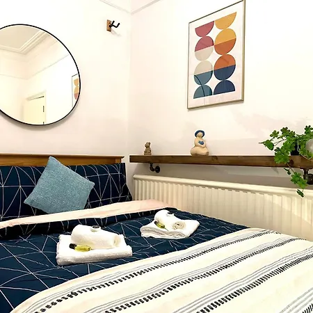 Delux Rooms Near City Centre London Exterior photo
